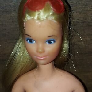 Vintage Mattel Rock Flowers Doll Heather Blonde Hair Blue Eyes W/glasses